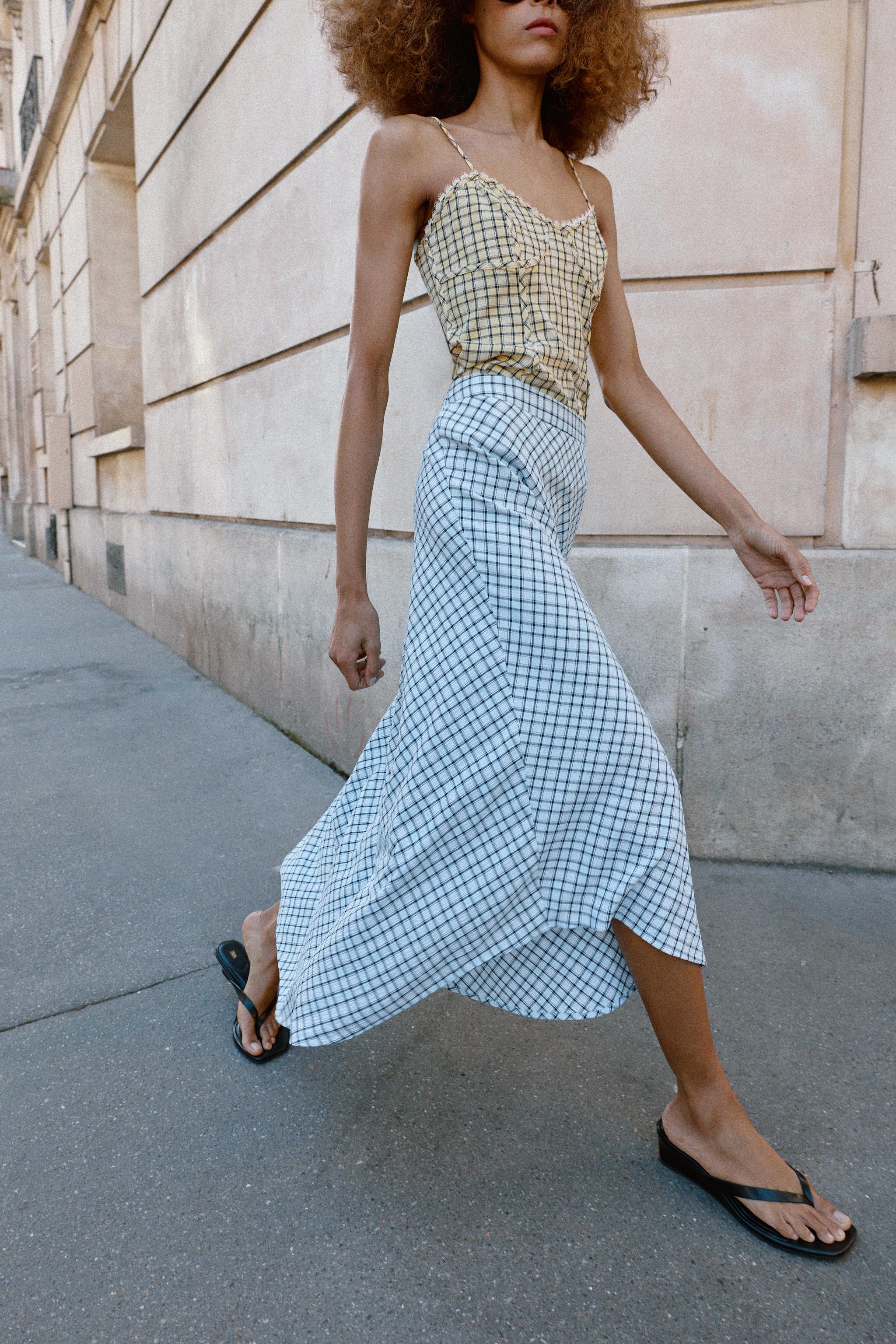 ASYMMETRIC PLAID MIDI SKIRT